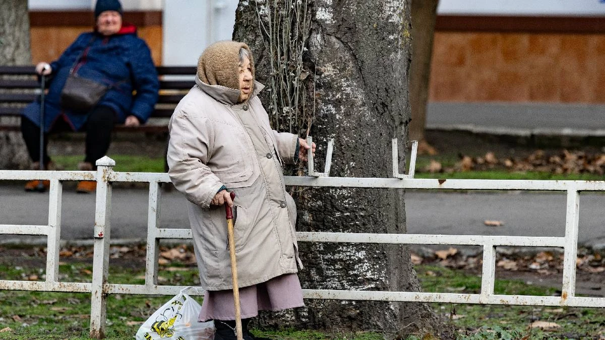 Пенсіонери в Херсоні 