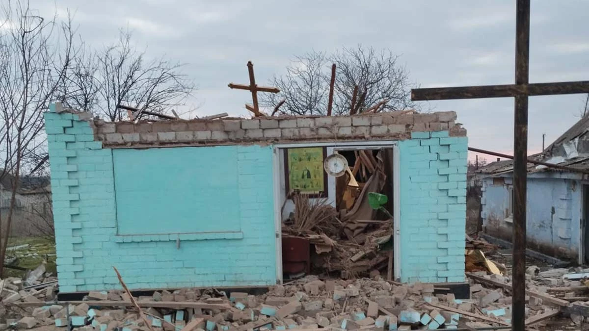 Зруйнований храм святителя Миколая в селі Надеждівка