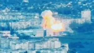 обстріл льодового палацу у Херсоні