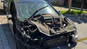 Дронова атака на авто у Херсоні 28 квітня.