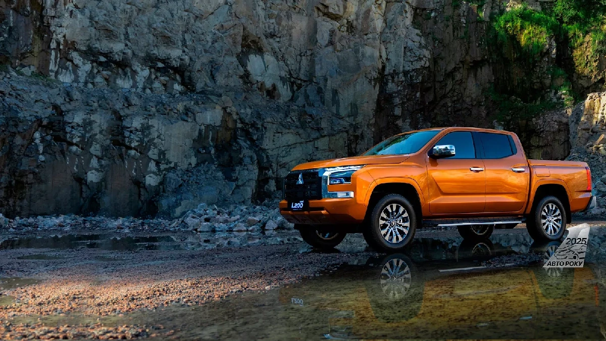MITSUBISHI L200
