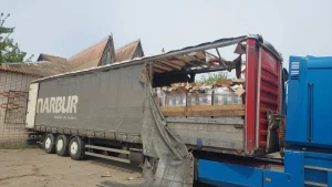 обстріл вантажівки Урожайне