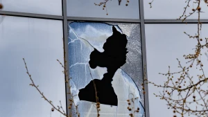 Наслідки обстрілів у Херсоні