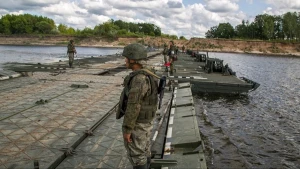 російські військові