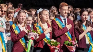 випускники школи