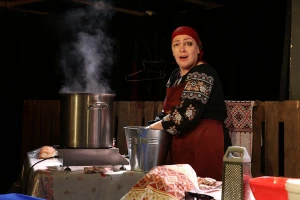 Ольга Бойцова у моновиставі «Кицька на спогад про темінь»