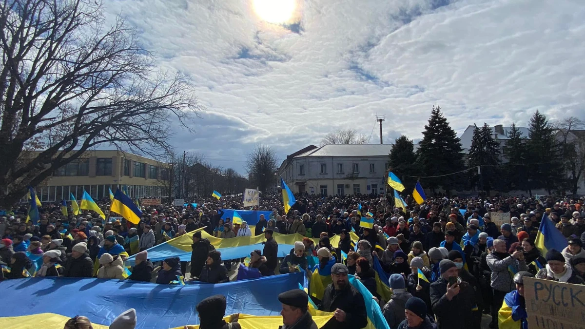 Мітинги у Каховці