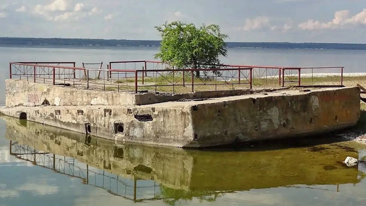 Пристань у Горностаївці