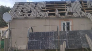 Будинок після обстрілу