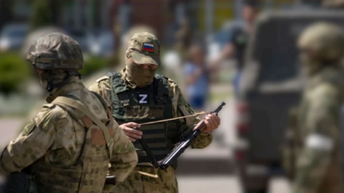 Російські військові