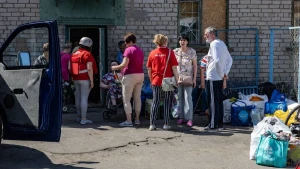 Евакуйовані з мікрорайону Корабел у Херсоні