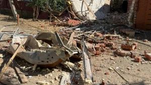 Наслідки удару по Дніпровському району Херсона