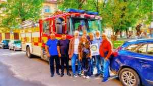 Пожежна автівка, яку передали Станіславській громаді волонтери з Данії