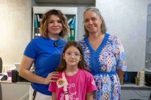 Комунікаційниця простору “Успішна жінка” Ольга Коваленко з мамою і донькою