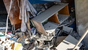 Зруйнований будинок після обстрілу Херсона 