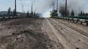 Мікрорайон Корабел у Херсоні після обстрілу російських військових