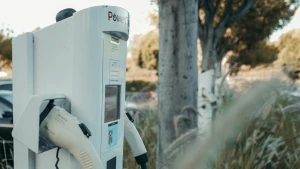 Зарядне для електромобіля