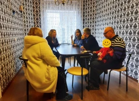 прийомна родина