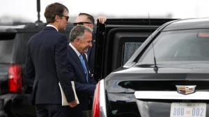 Віткофф і Кушнер в міжнародному аеропорту Маямі