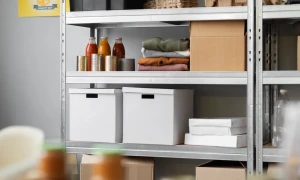 Універсальна система зберігання - металеві стелажі