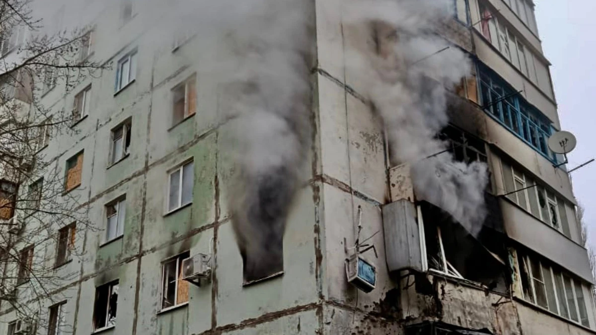 Пожежа у Херсоні внаслідок обстрілів 21 грудня 2022 року