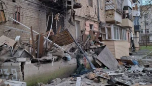 Наслідки удару по Дніпровському району Херсона