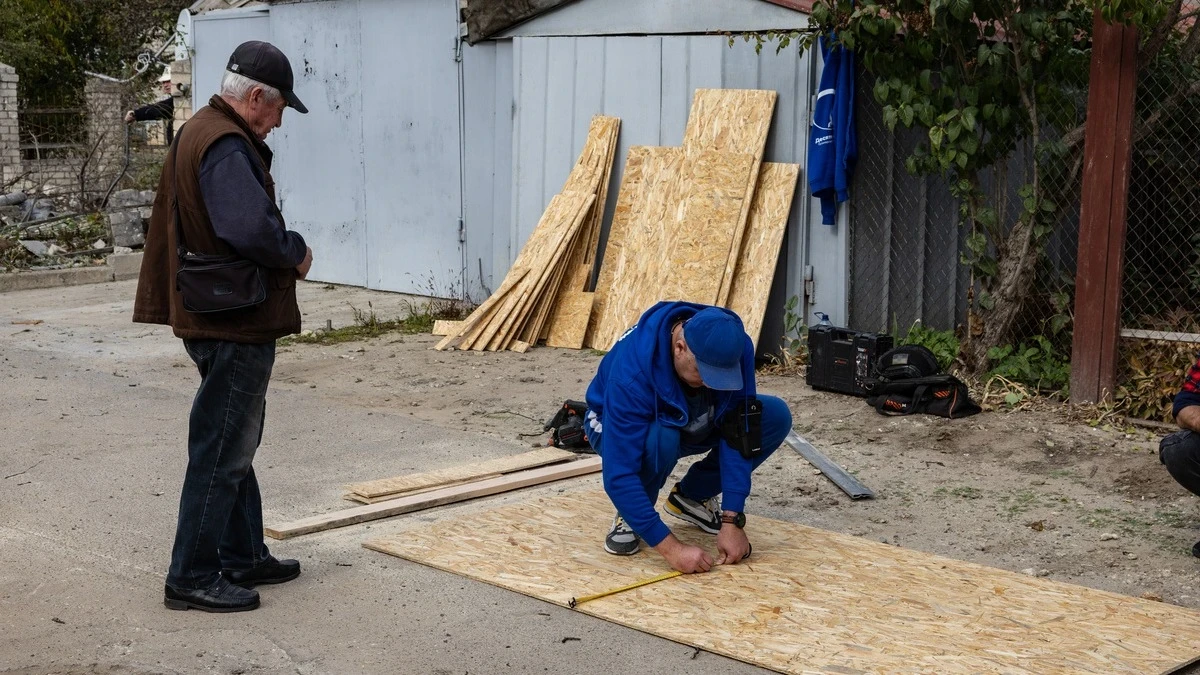 Ліквідація наслідків обстрілів у Херсоні