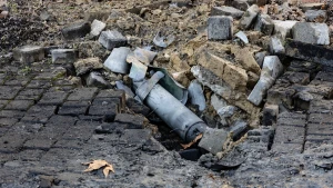 Наслідки ударів по центру Херсона