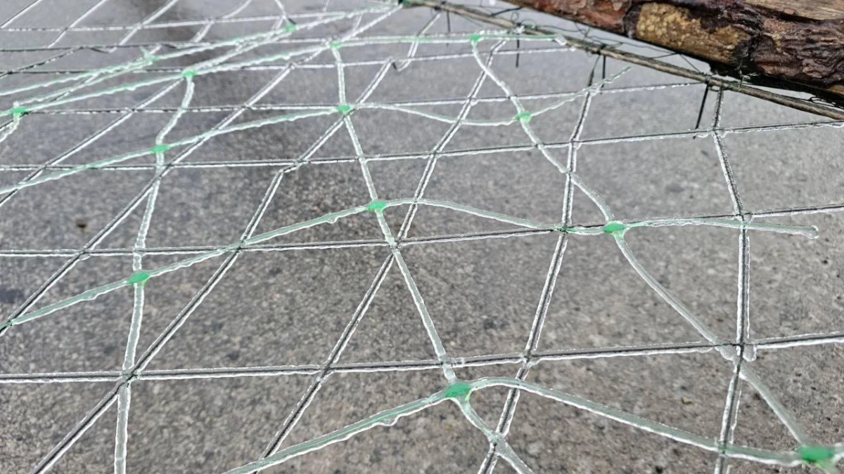 Антидронові сітки. Фото зі сторінки Олександра Прокудіна