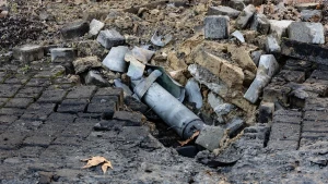 Наслідки ударів по центру Херсона