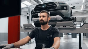 Обслуговування автомобіля в офіційному сервісі Toyota