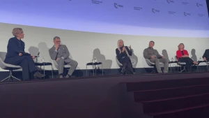 Фото з показу фільму  “Херсон. Сафарі на людей” 