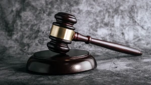 молоток судді