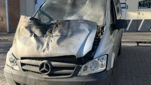 пошкоджена машина