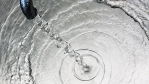 кран з водою