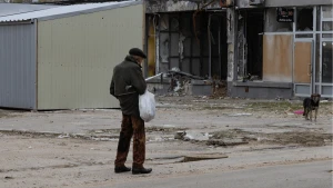 Чоловік у Херсоні. Фото: Олександра Андрющенка/"Вгору"