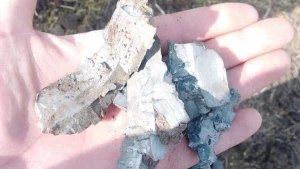 уламки снаряда