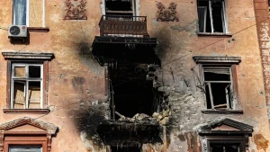 Наслідки обстрілу середмістя Херсона 2 лютого 2026 року