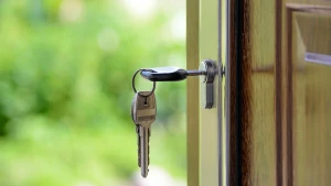 житло, ключ