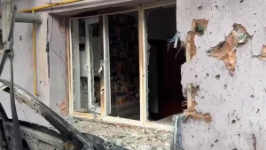 пошкоджений будинок