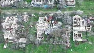 зруйновані будинки