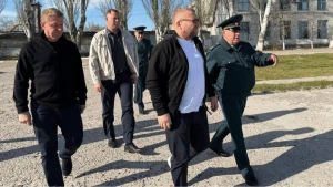 Дмитро Афанасіаді праворуч. Фото: телеграм-канал російської Федеральної митної служби