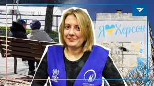 Юлія Свиридова, психологиня громадської організації “Десяте квітня”.  Колаж Вікторії Трохимчук  / "Вгору". В тексті фото Олени Гнітецької  / "Вгору"