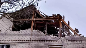 пошкоджений будинок