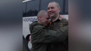 військові