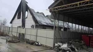 Зруйнований будинок в Антонівці