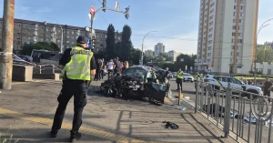 Місце ДТП на Караваєвих дачах. Київ, 5 червня 2026 року. Фото: Суспільне Новини
