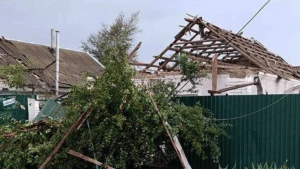 Фото: наслідки атаки військ РФ по будинках Корабельного району Херсона