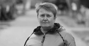 Волонтерка Олена Тарасенко в Херсоні. Фото: Вгору
