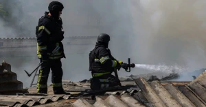 пожежники, рятувальники, Херсон, дах, пожежа